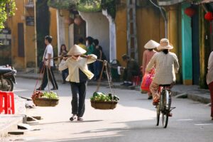 Erleben Sie das Treiben auf Hanoi`s Straßen